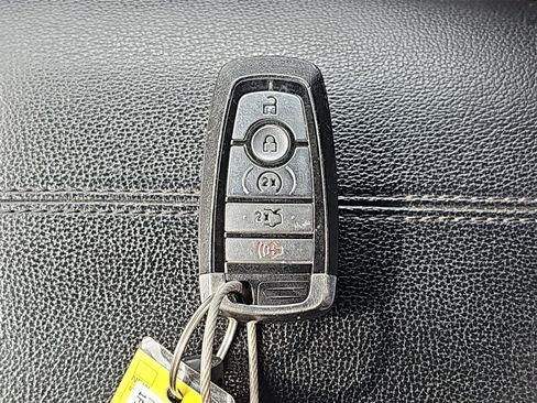 Used 2023 Ford Mustang Premium image 14