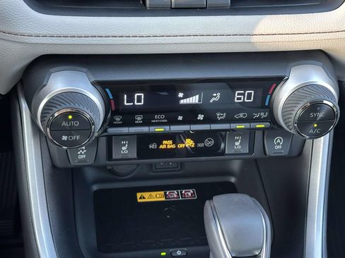 Used 2025 Toyota RAV4 XLE Premium w/ Weather Package AWD/4WD image 17
