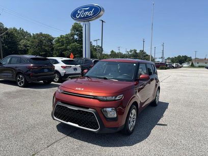 Used 2022 Kia Soul LX