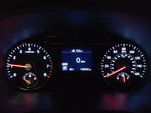 Used 2020 Kia Sorento LX image 23