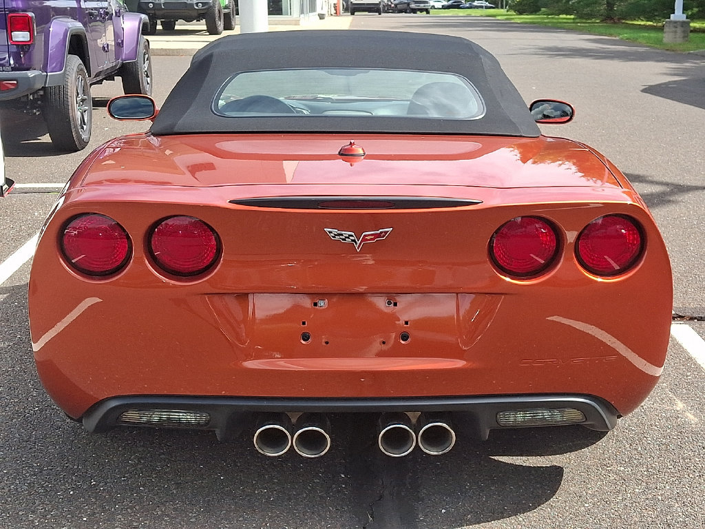 Used 2005 Chevrolet Corvette Convertible w/ Preferred Equipment Group RWD image 6
