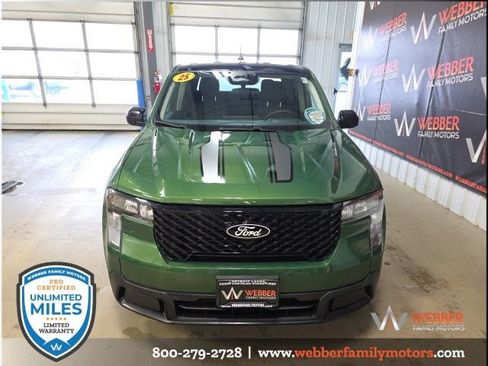 New 2025 Ford Maverick XLT w/ XLT Luxury Package image 3