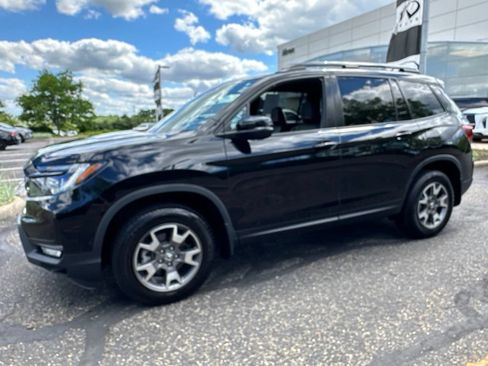 Used 2023 Honda Passport TrailSport image 10