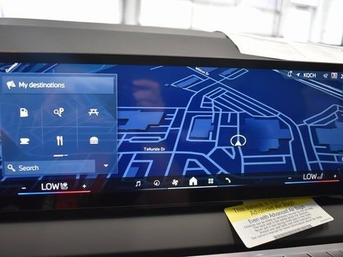 New 2025 BMW X3 xDrive30i w/ Convenience Package image 8