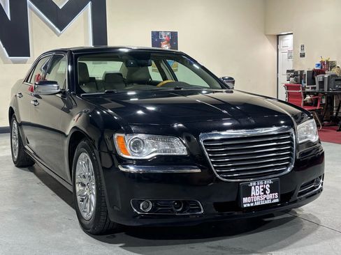 Used 2013 Chrysler 300 C w/ Beats Audio Group image 2