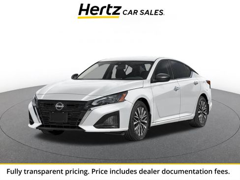 Used 2025 Nissan Altima 2.5 SV FWD image 1