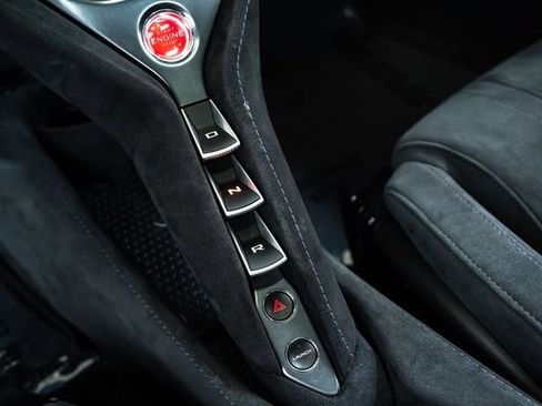 Used 2020 McLaren 720S Spider RWD image 29