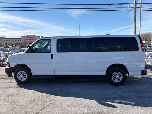 Used 2023 Chevrolet Express 3500 LS image 9