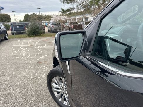 New 2024 Ford F150 Lariat w/ FX4 Off-Road Package image 22