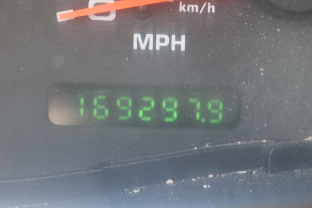 Used 2004 Ford F350 XL AWD/4WD image 11