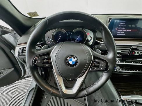 Used 2019 BMW 530i xDrive w/ Premium Package AWD/4WD image 11