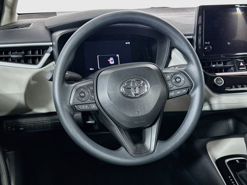 Used 2026 Toyota Corolla LE FWD image 18