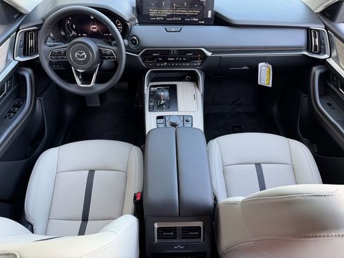 New 2025 MAZDA CX-70 Plug-In Hybrid w/ Premium Pkg image 10