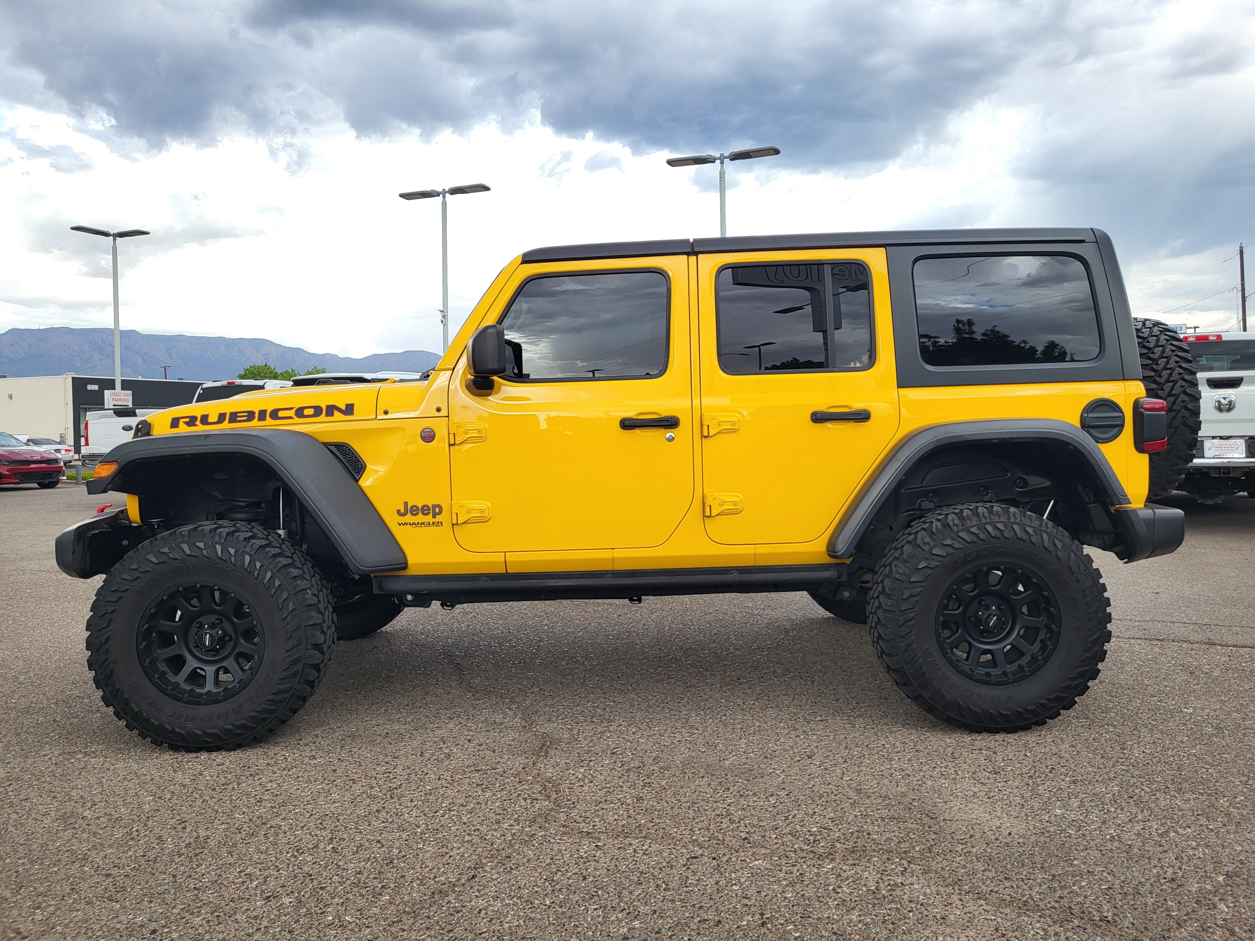 Used 2021 Jeep Wrangler Unlimited Rubicon AWD/4WD image 7