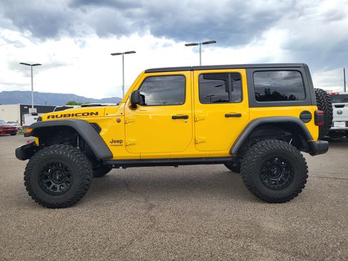 Used 2021 Jeep Wrangler Unlimited Rubicon AWD/4WD image 7