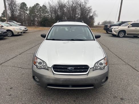 Used 2007 Subaru Outback 2.5i image 2