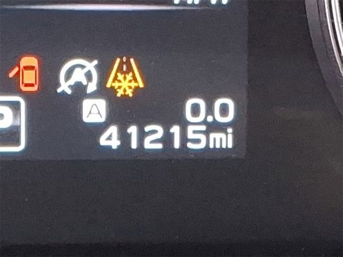 Used 2020 Subaru Outback Premium image 18