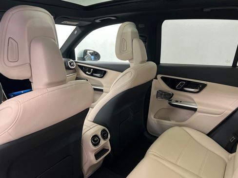 New 2026 Mercedes-Benz GLC 300 4MATIC image 19