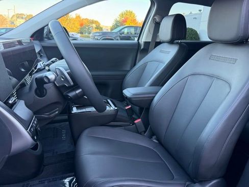 Used 2025 Hyundai Ioniq 5 SEL image 12