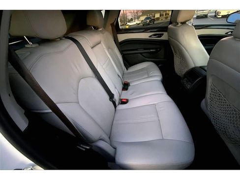 Used 2013 Cadillac SRX Luxury w/ Driver Awareness Package image 29