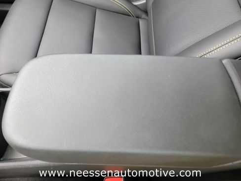 Used 2025 Chevrolet Trax ACTIV w/ Sunroof Package image 30
