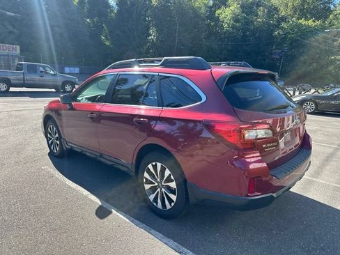 Used 2015 Subaru Outback 2.5i Limited AWD/4WD image 7