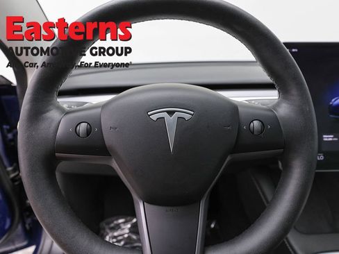 Used 2022 Tesla Model 3 Long Range AWD/4WD image 10