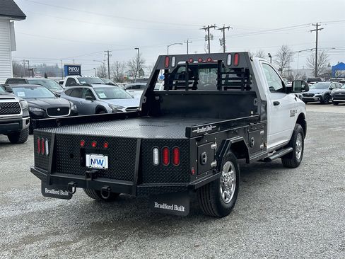 Used 2017 RAM 2500 Tradesman w/ Cold Weather Group image 33