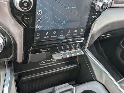 Used 2023 RAM 1500 Laramie image 24