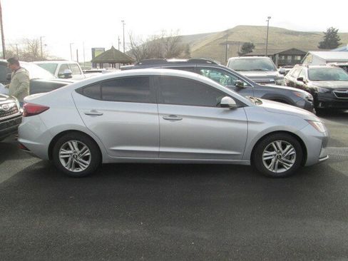 Used 2020 Hyundai Elantra SEL w/ Cargo Package (C1) image 2