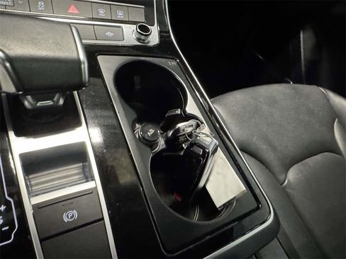 Used 2023 Audi Q7 3.0T Premium Plus image 26