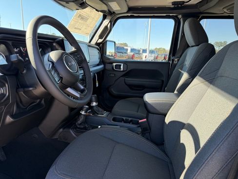 New 2026 Jeep Gladiator Sport image 9