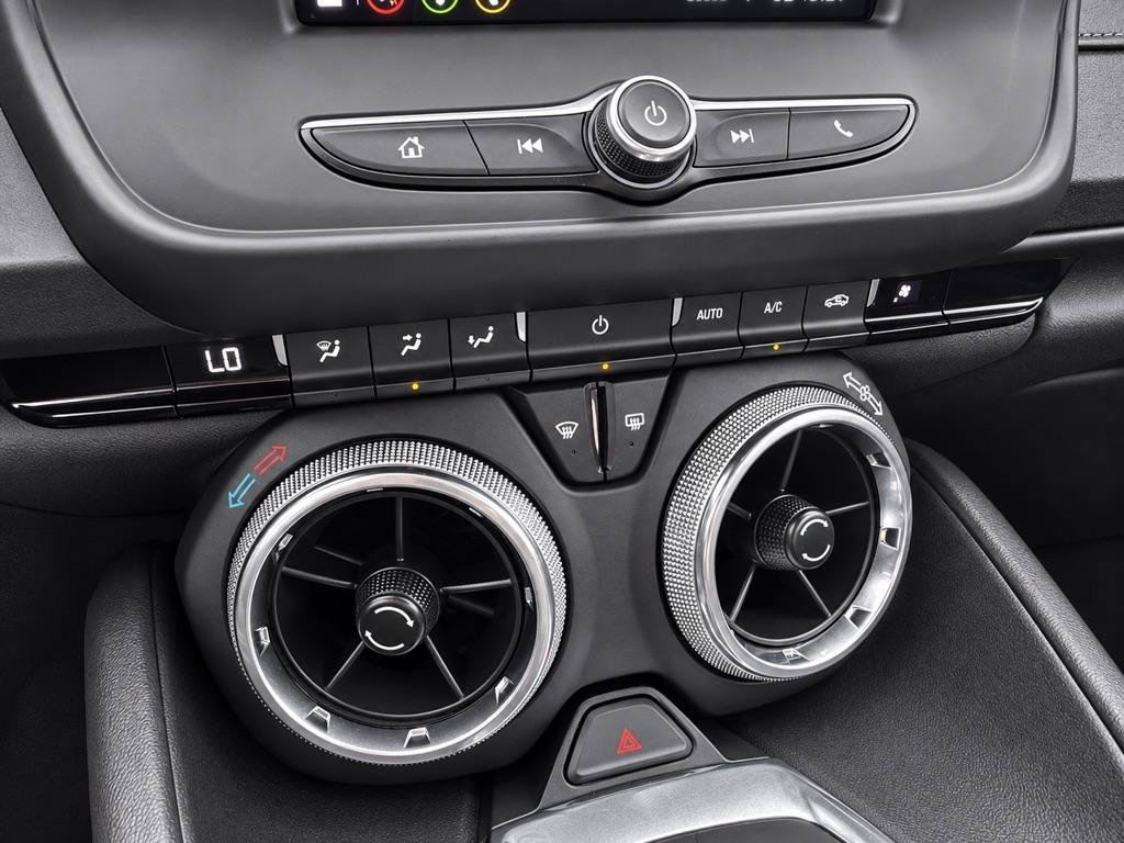 Used 2019 Chevrolet Camaro LS w/ Black Appearance Package RWD image 20