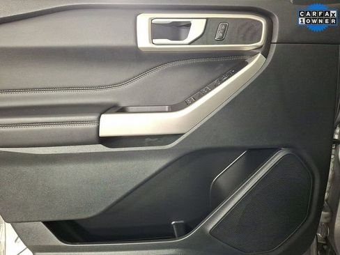 Used 2023 Ford Explorer XLT w/ Equipment Group 202A AWD/4WD image 15