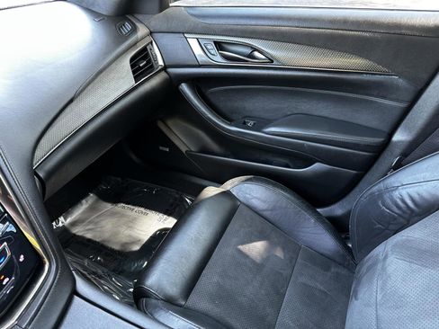 Used 2017 Cadillac CTS V w/ Luxury Package image 33