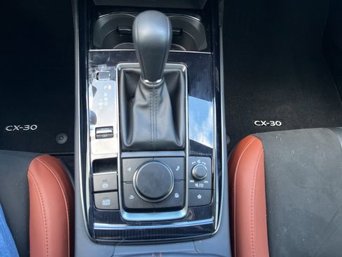 Certified 2025 MAZDA CX-30 Carbon image 19