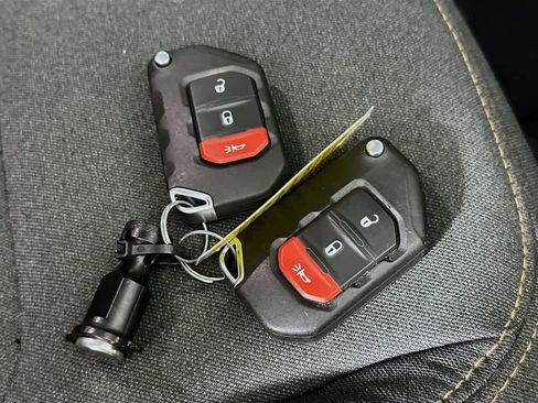 Used 2024 Jeep Wrangler Sport S image 21