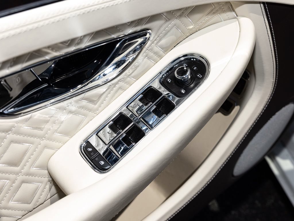 Used 2022 Bentley Continental GT AWD/4WD image 24