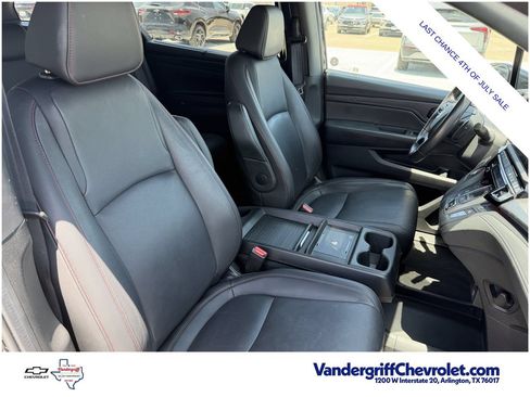 Used 2025 Honda Odyssey Sport-L image 23