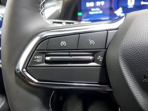 New 2026 Chevrolet Equinox EV LT image 14