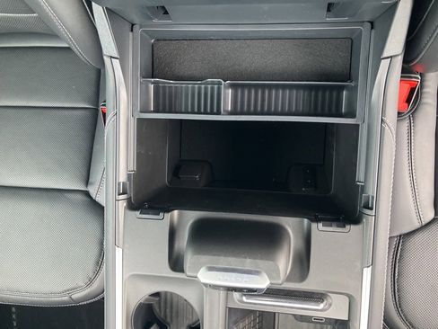 Used 2025 Ford Expedition Max Platinum w/ Stealth Performance Package image 47