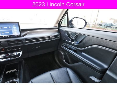 Used 2023 Lincoln Corsair Reserve w/ Equipment Group 201A image 13