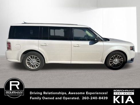 Used 2013 Ford Flex SEL image 6