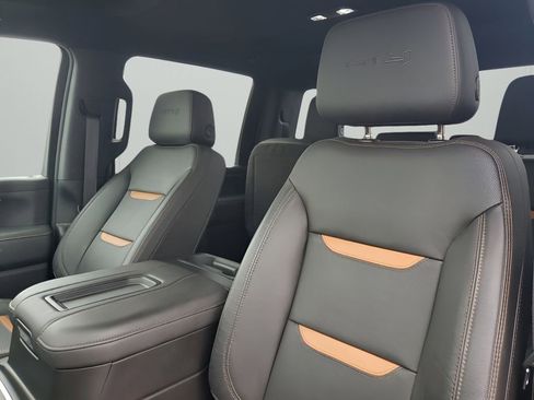 Used 2021 GMC Sierra 2500 AT4 image 29