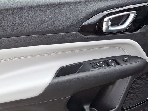 Certified 2024 Jeep Compass Limited image 12