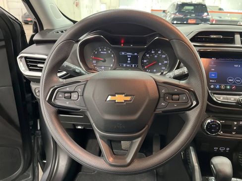 Certified 2023 Chevrolet TrailBlazer LT w/ Convenience Package image 36