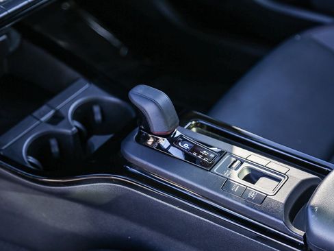 Used 2024 Toyota Prius Prime Premium image 19