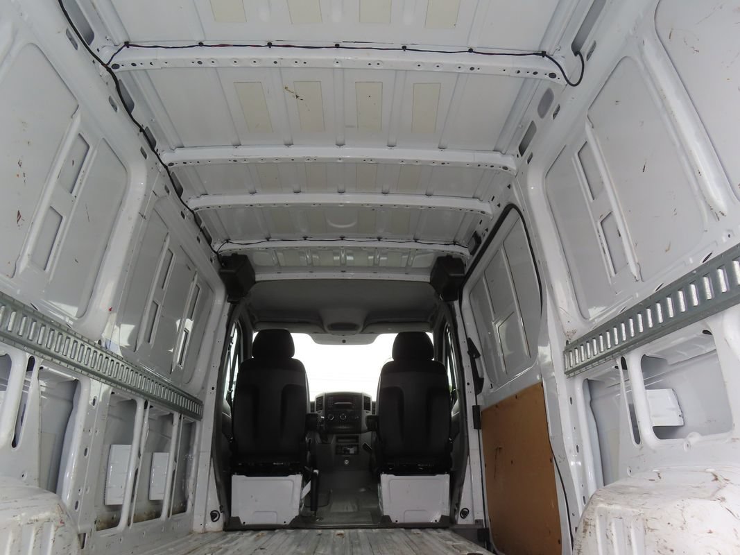 Used 2016 Mercedes-Benz Sprinter 2500 image 32