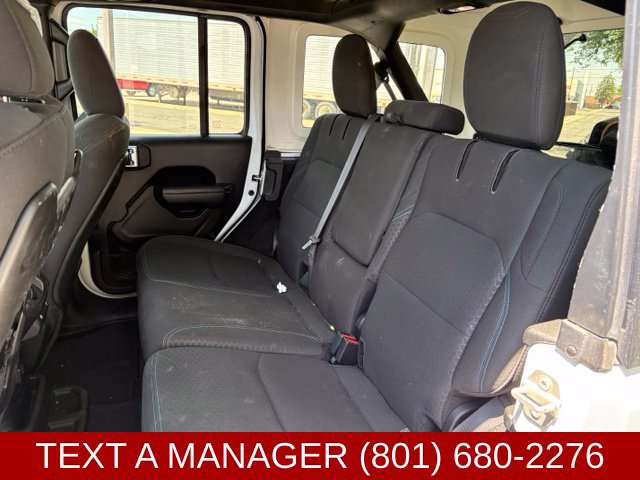 Used 2024 Jeep Wrangler Unlimited Rubicon 4xe AWD/4WD image 10