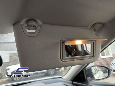 Used 2025 Nissan Altima 2.5 SR image 35